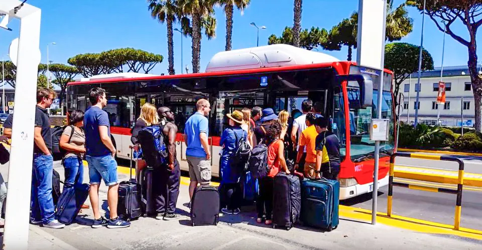 Autobús del Aeropuerto de Nápoles a Sorrento
