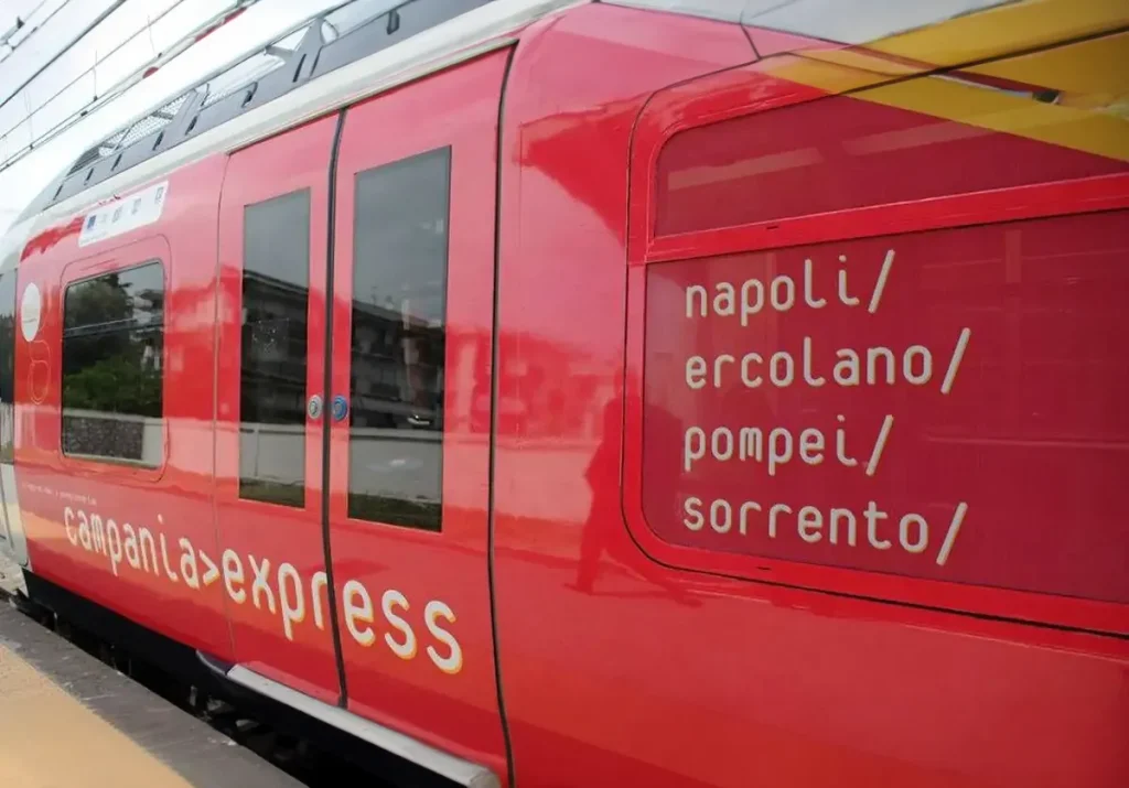 tren Campania Express