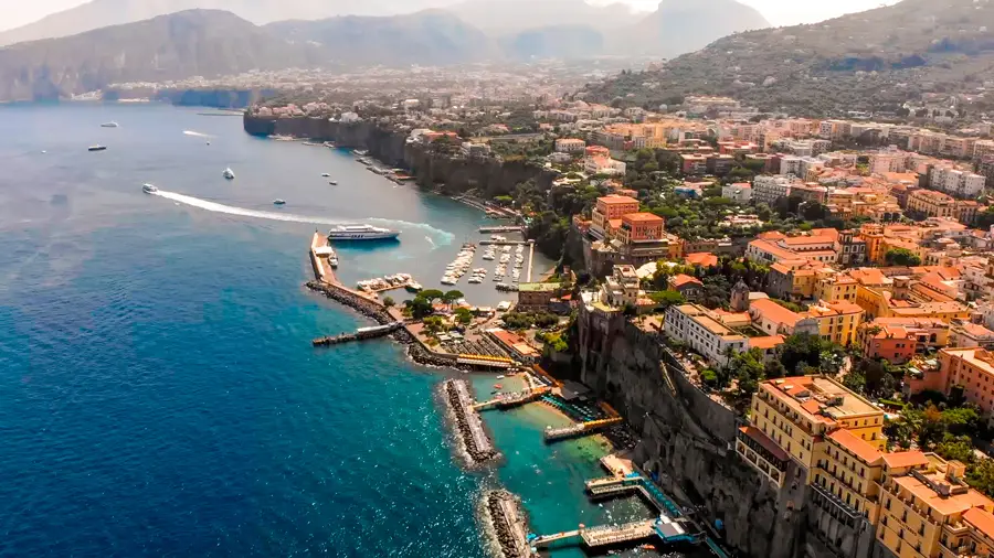 Sorrento puerta de la Costa Amalfitana