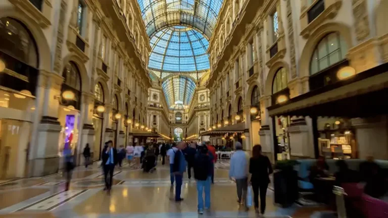 la Galería Vittorio Emanuele II, un paraíso de lujo y estilo