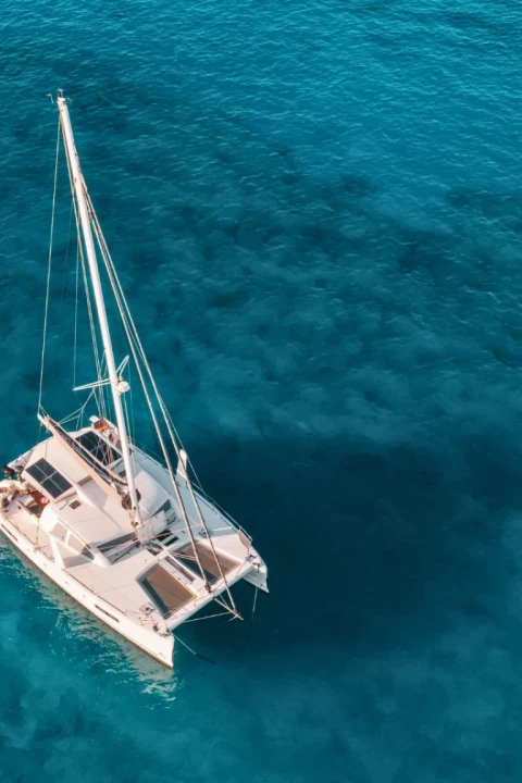paseo en catamarán